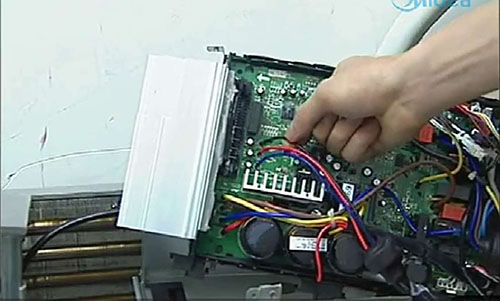 潘集美的空调电话是多少